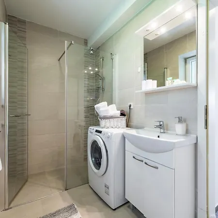 Apartment Charming Ines *