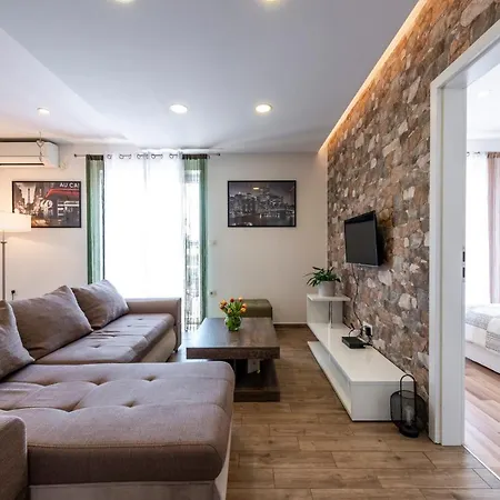 Charming Ines Dubrownik